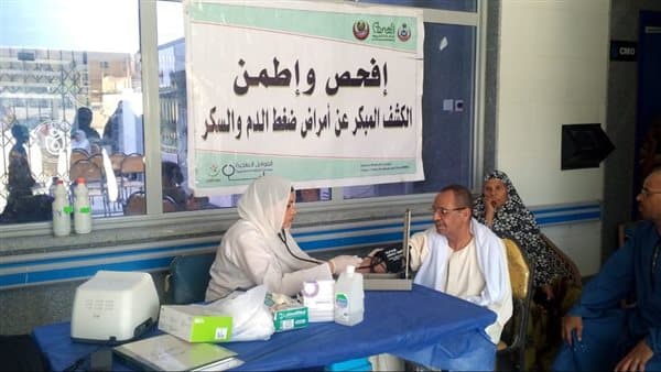 الصحة تنظم قافلة طبية في بريشة