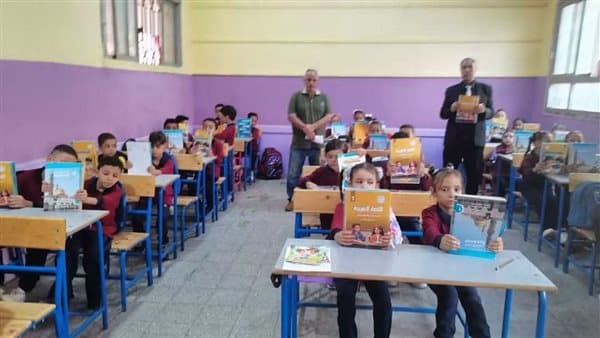 برلماني يقترح حلولا لأعباء المناهج والتقييم