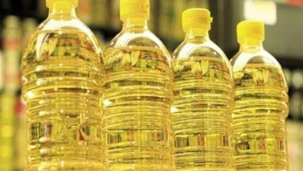 انخفاض أسعار الزيت اليوم الثاني