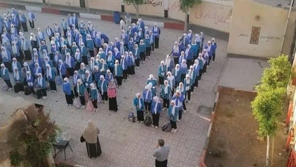 التزام واستقرار في مدارس البحيرة يوم الرابع