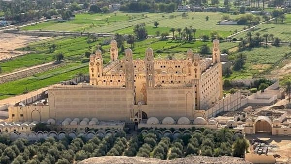 البتول للراهبات دير حديث في قلب أرض عمرها قرون