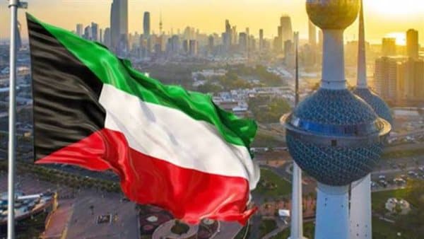 الكويت تندد بمحاولة استهداف مكة بطائرة حوثية
