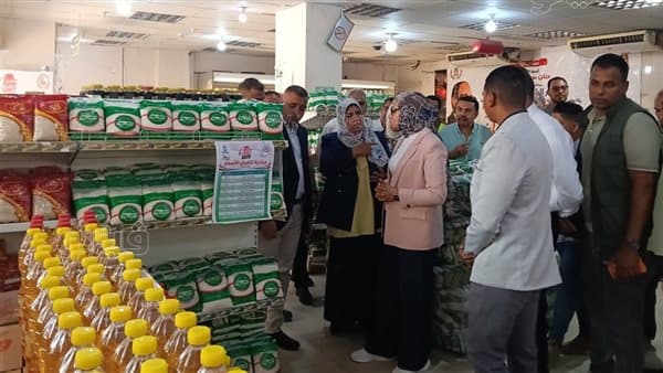 تواصل عرض منتجات تخفض الأسعار بالوادي الجديد