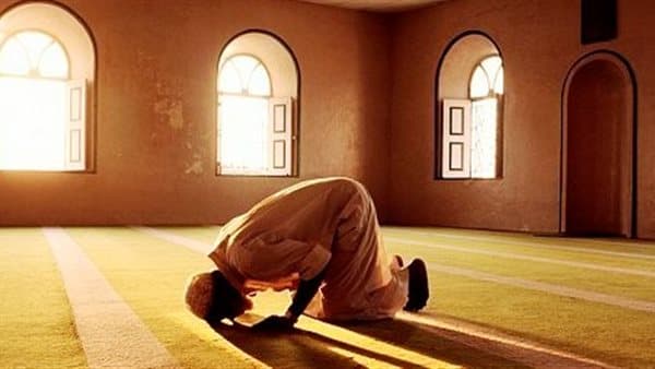 مواقيت أذان الظهر في القاهرة اليوم