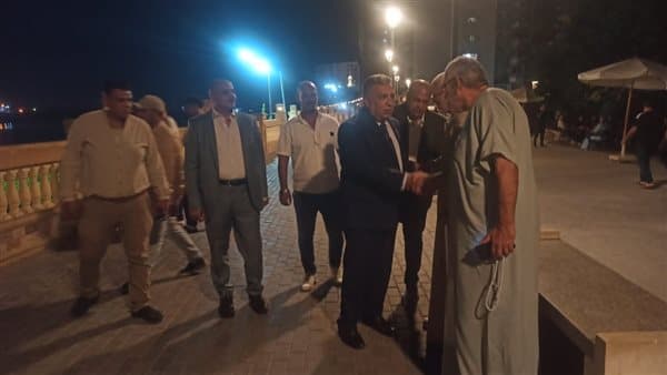 محافظ الدقهلية يتفقد ممشى المنصورة ويشدد على النظافة