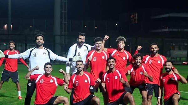 منتخب مصر يتدرب بمشاركة 7 محترفين ولقاء صلاح مع أبو ريدة