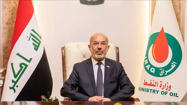 العراق يبحث تصدير النفط عبر الشاحنات لتركيا