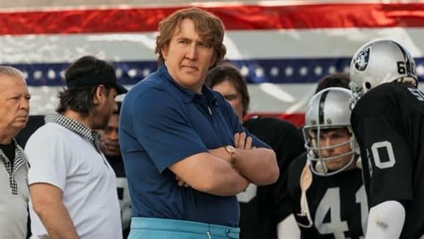 نيكولاس كيج وكريستيان بيل في إعلان Madden