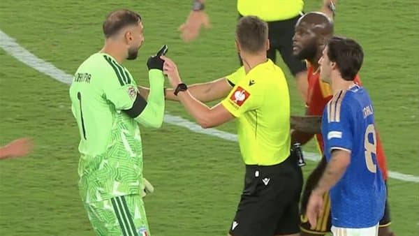 مشادة بين لوكاكو ودوناروما بعد المباراة