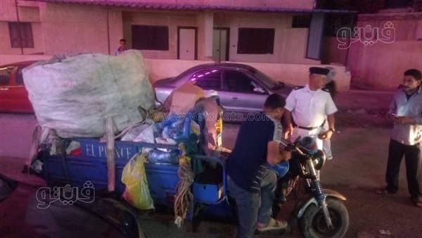 حظر تروسيكلات جمع الخردة بمطروح