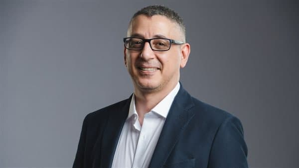 محمود غزال يعلن خطة لزيادة صادرات الملابس