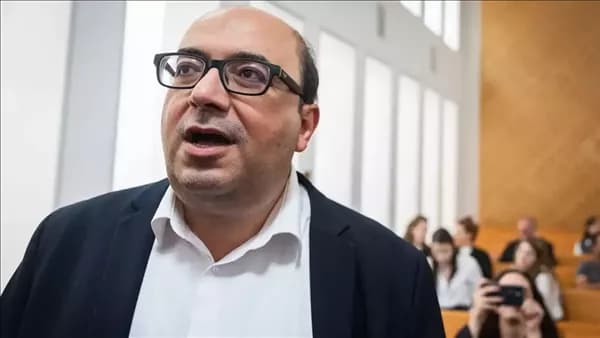 سامي أبو شحادة يتراجع عن الانتخابات