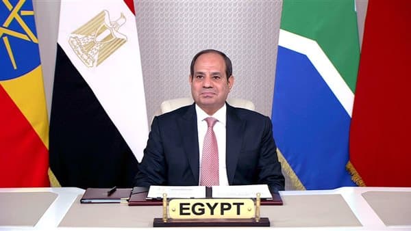 السيسي يدعم وحدة الصومال واستقراره