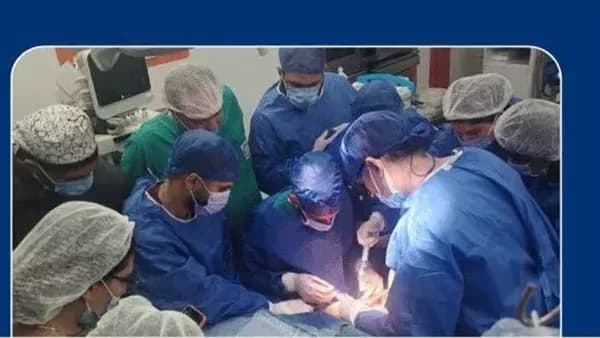 إجراء ناجح لإعادة زراعة ذراع مبتورة بمستشفى العاصمة