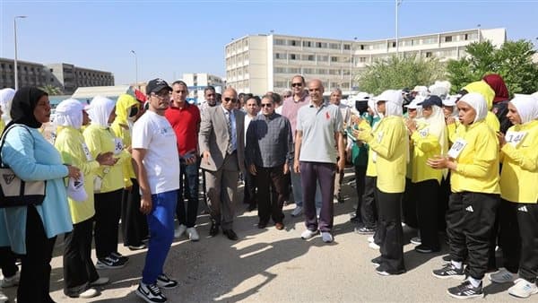 مشاركة 500 طالب في ماراثون جامعة قنا