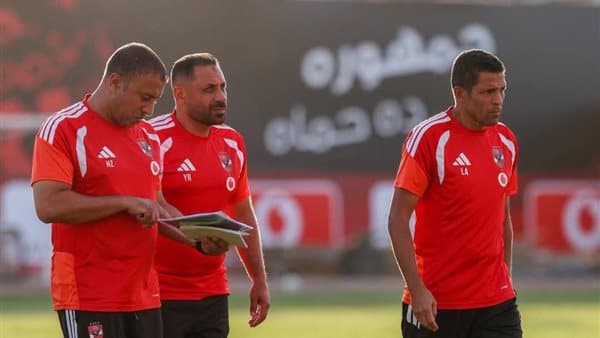 الأهلي يحدد شروط مكافأة القمة ضد الزمالك