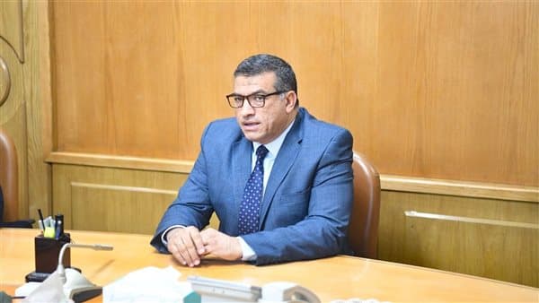 محافظ قنا يتخذ إجراءات لمواجهة تغيرات الطقس