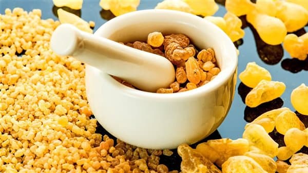 فوائد اللبان الدكر للصحة والبشرة
