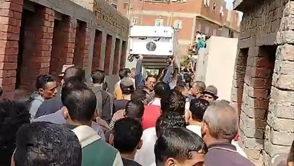 تشييع جنازة محمد لطفي بالسودان
