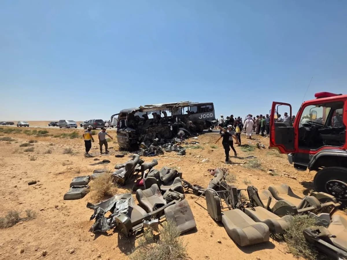 Accident Leaves Dozens Dead and Injured on Deir ez-Zor to Damascus Road