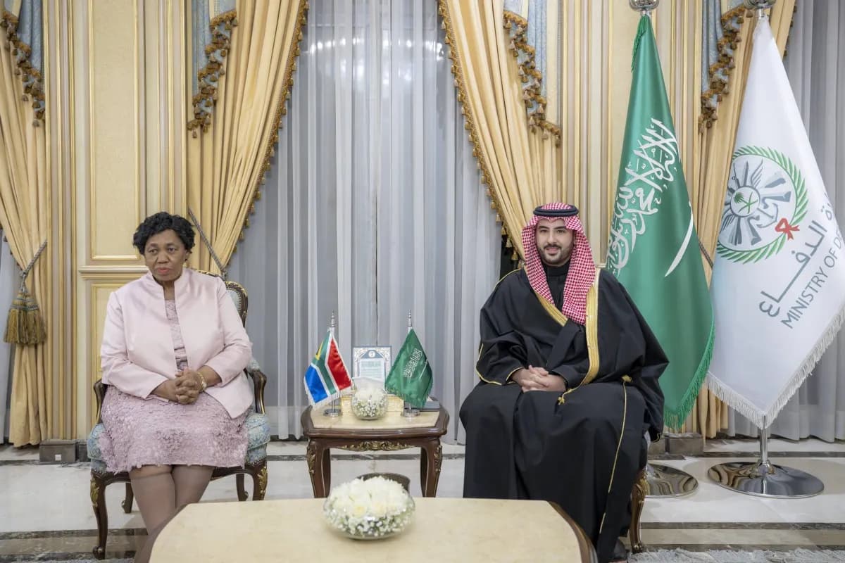 Saudi and South Africa explore defense cooperation