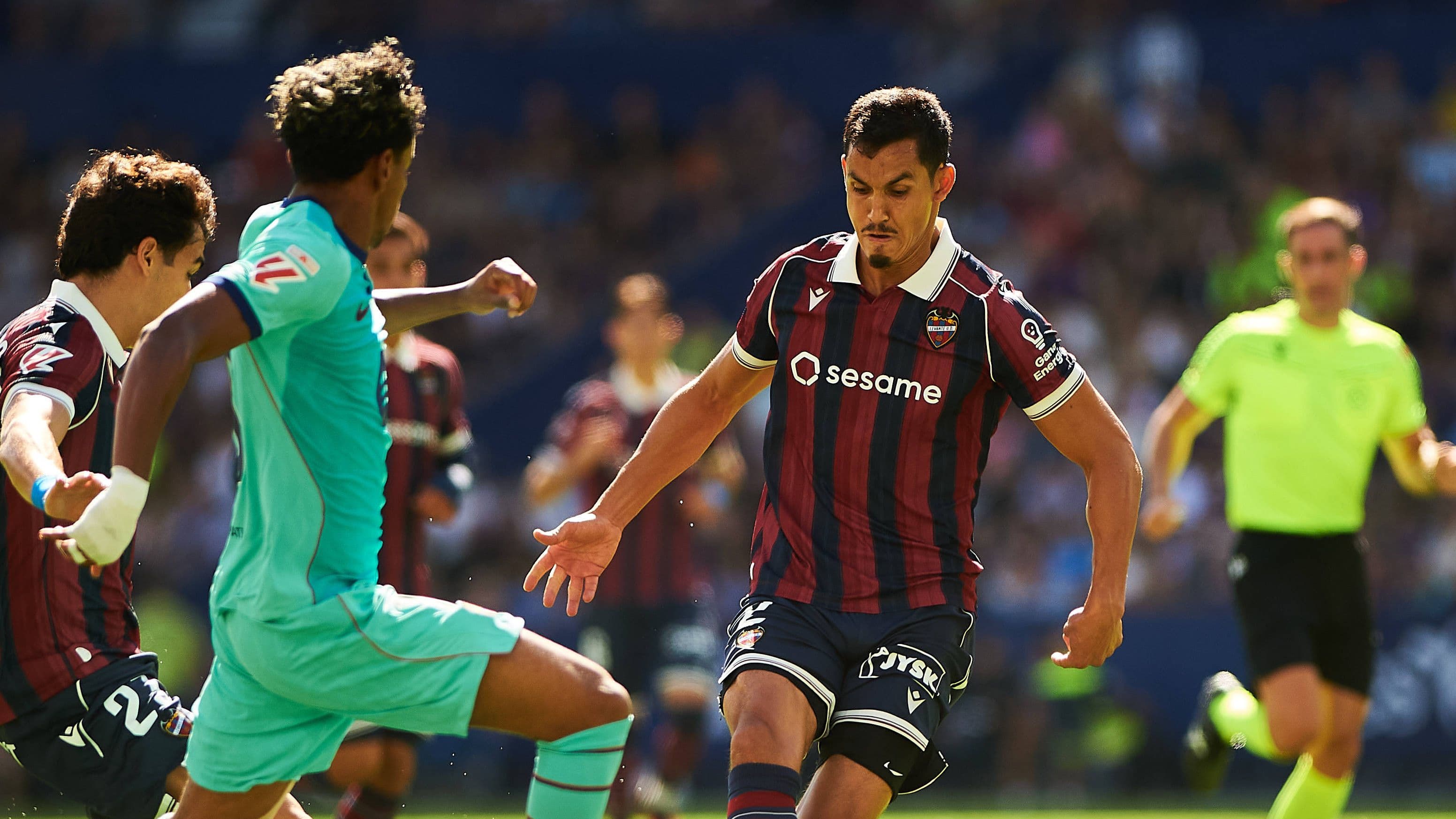 Refereeing expert questions Barcelona penalty