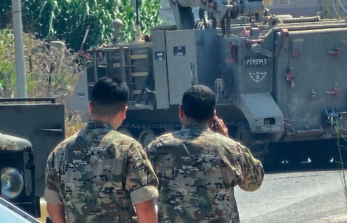 Israeli army warns Lebanese forces
