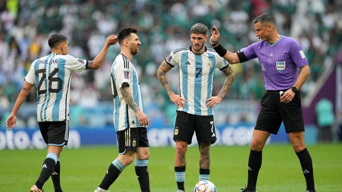 Argentina and Lionel Messi reunite with referee from 2018 World Cup defeat amid past controversies