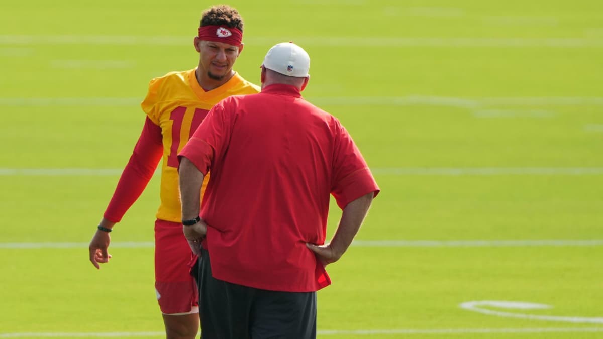 Mahomes Reflects on Near-Season Error