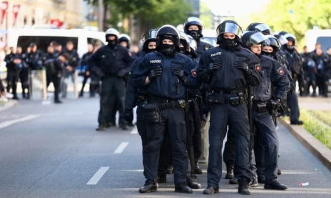 German police shoot suspect in Berlin Pride attack