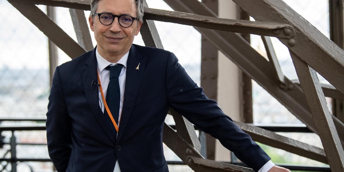 Eiffel Tower chief faces controversy over staff sidelining