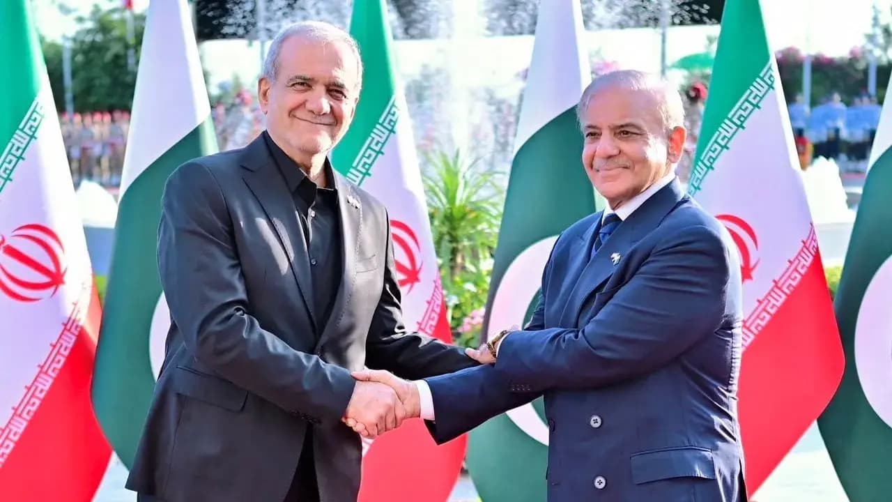 Pakistan and Iran consider resuming US talks