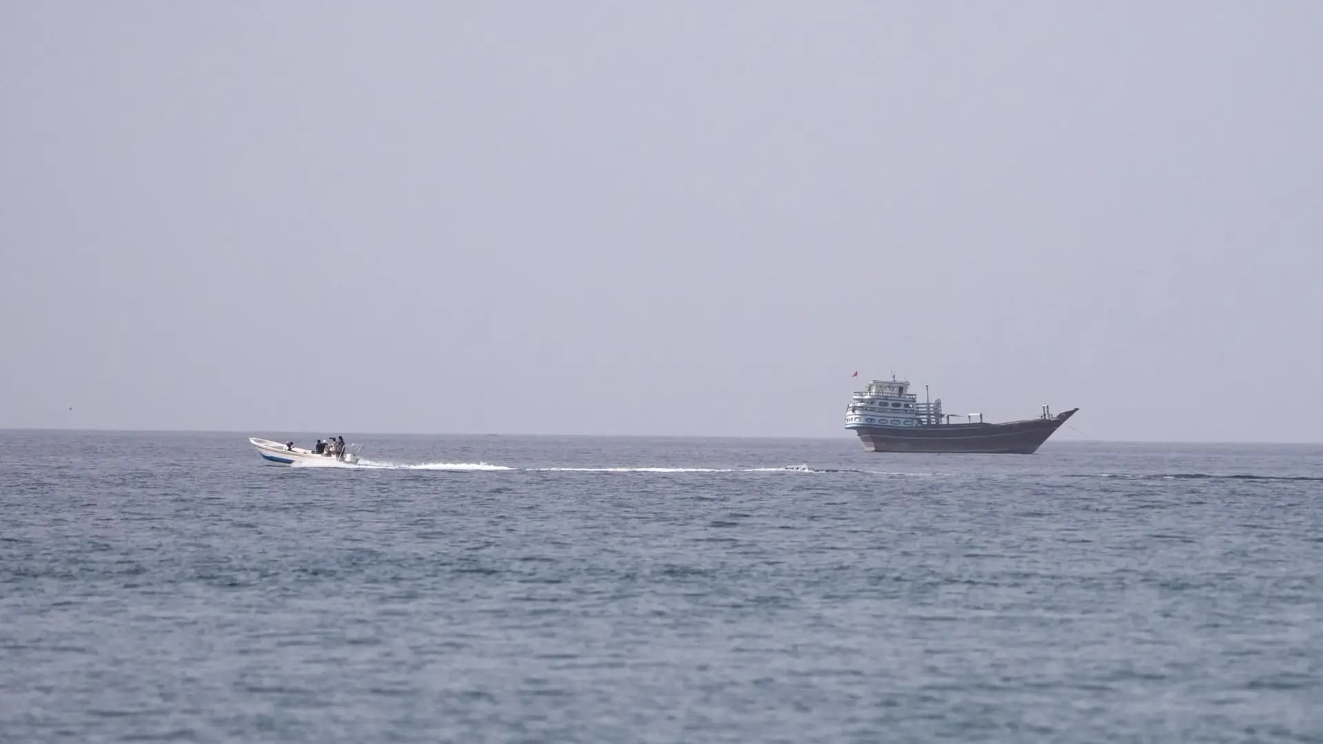 Iran and Oman discuss Hormuz Strait talks