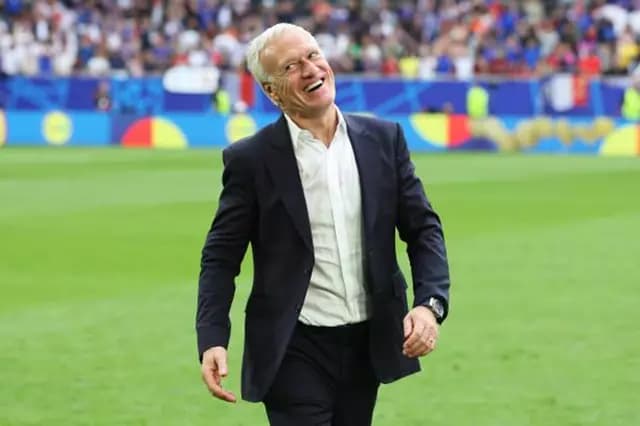 Didier Deschamps prepares for the end of his 290-match coaching journey