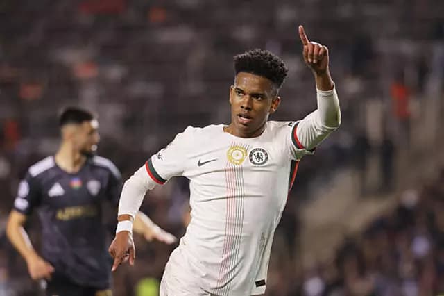 European Morning: Algeria Battle, Barcelona's Estivao, Zidane's Adjustments