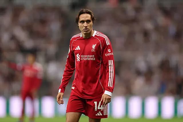 Liverpool releases Champions League squad excluding Kieza and Endo