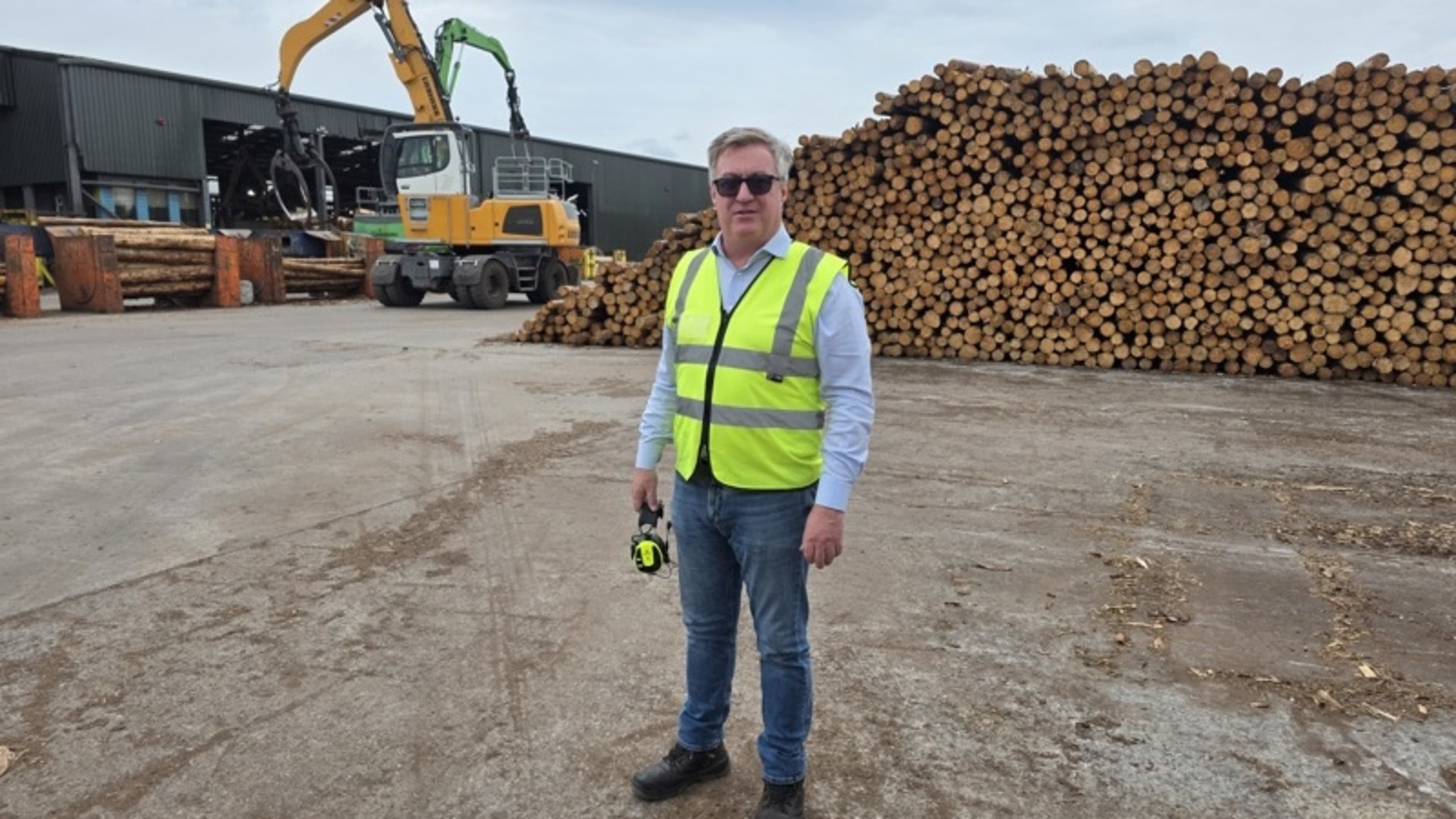 Sheeran Timber Group Chief Rejects Offers Amid Expansion