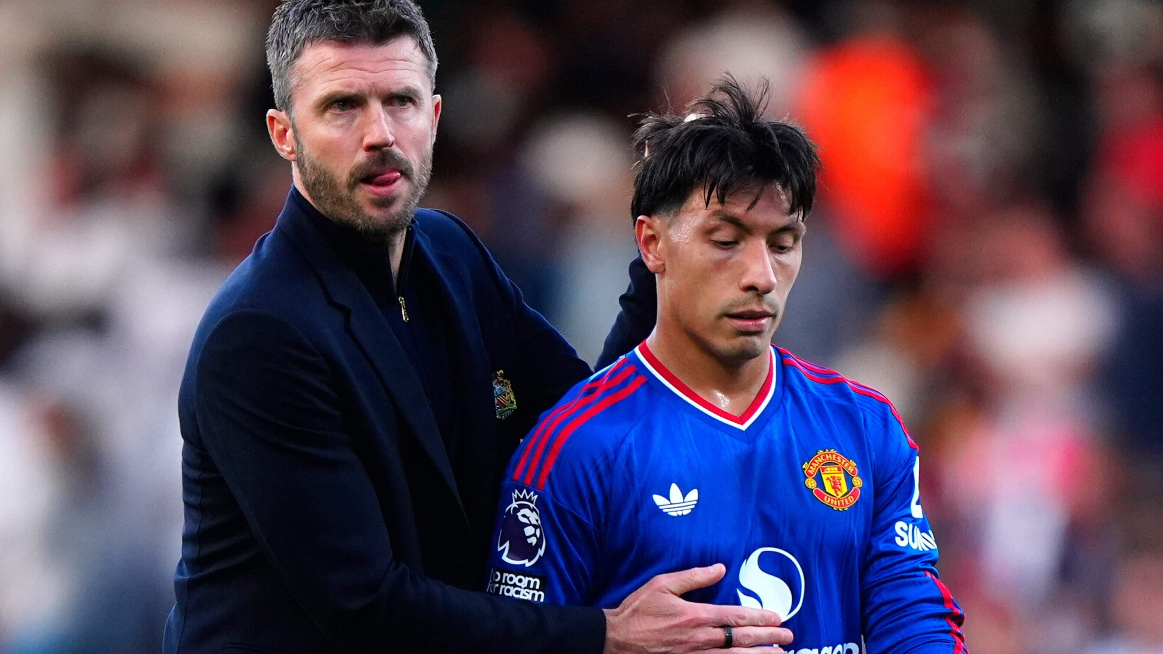 Martinez Own Goal as Man United Draw at Fulham