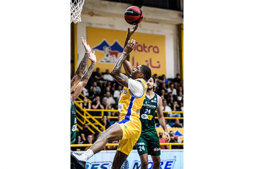 Nida' Al-Watan athlete wins opener