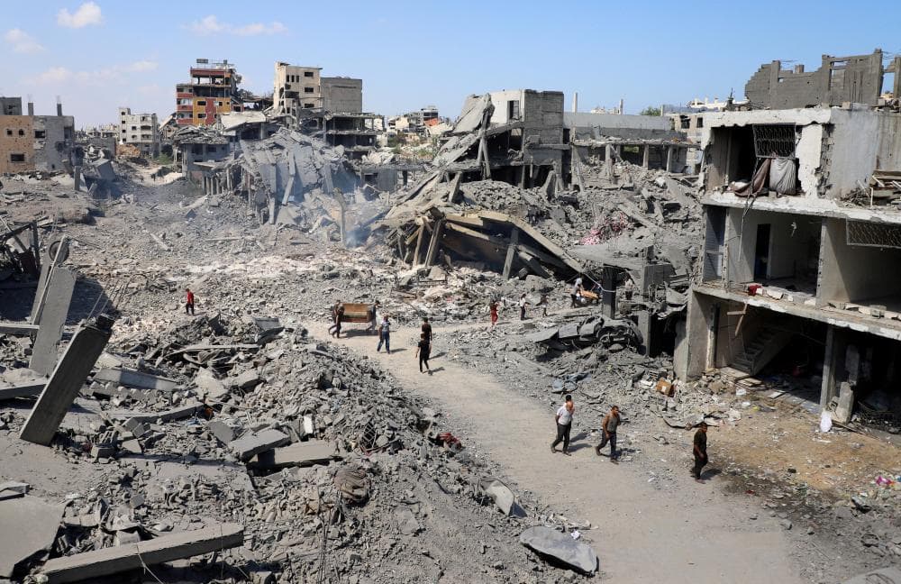Hamas Considers Disarmament Proposal in Gaza