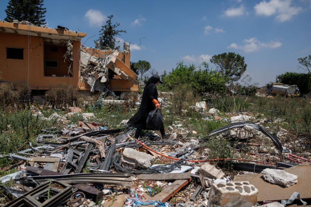Tel Aviv Denies More Lebanon Pullout