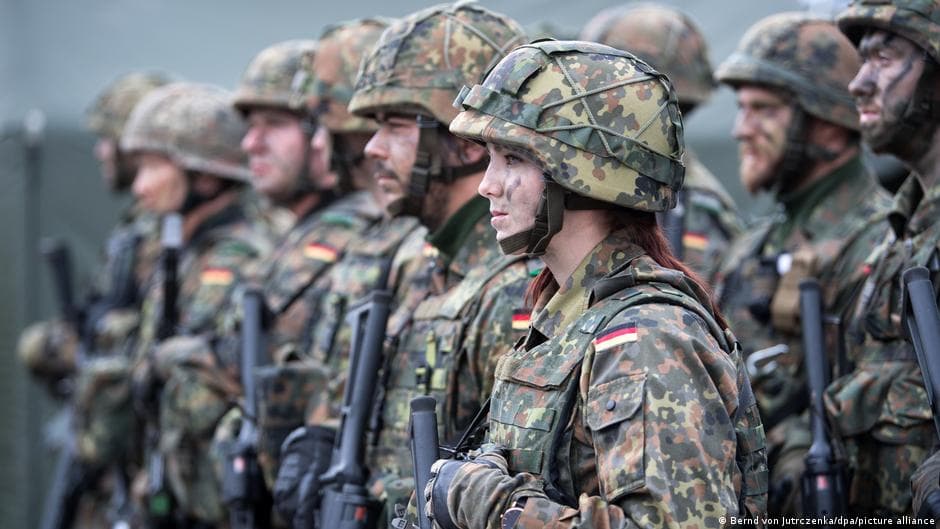 Germany's new military era: female recruits missing
