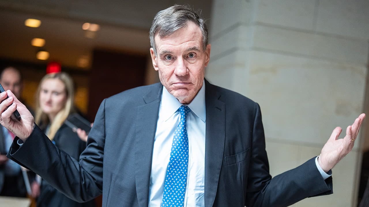 Tony Dokoupil clashes with Senator Mark Warner over CBS airing Trump's speech as news