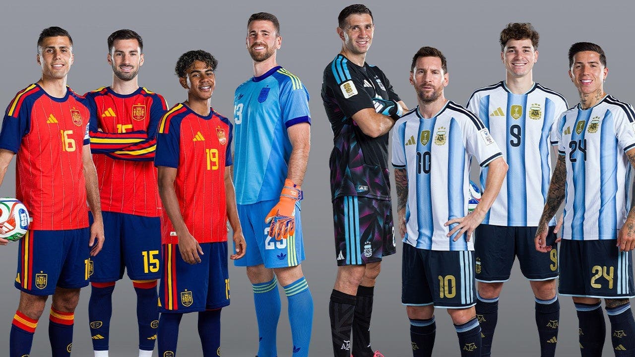 إسبانيا وأرجنتين يلعبان على أول حلقات كأس العالم على الإطلاق ويمكن للمشجعين شراؤها