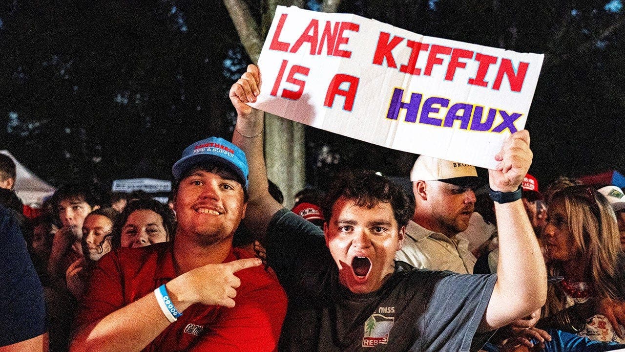 Ole Miss Fans Chorus for Lane Kiffin