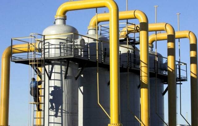 European gas prices hit record highs