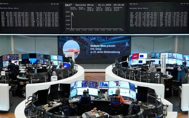 European stocks dip before inflation report