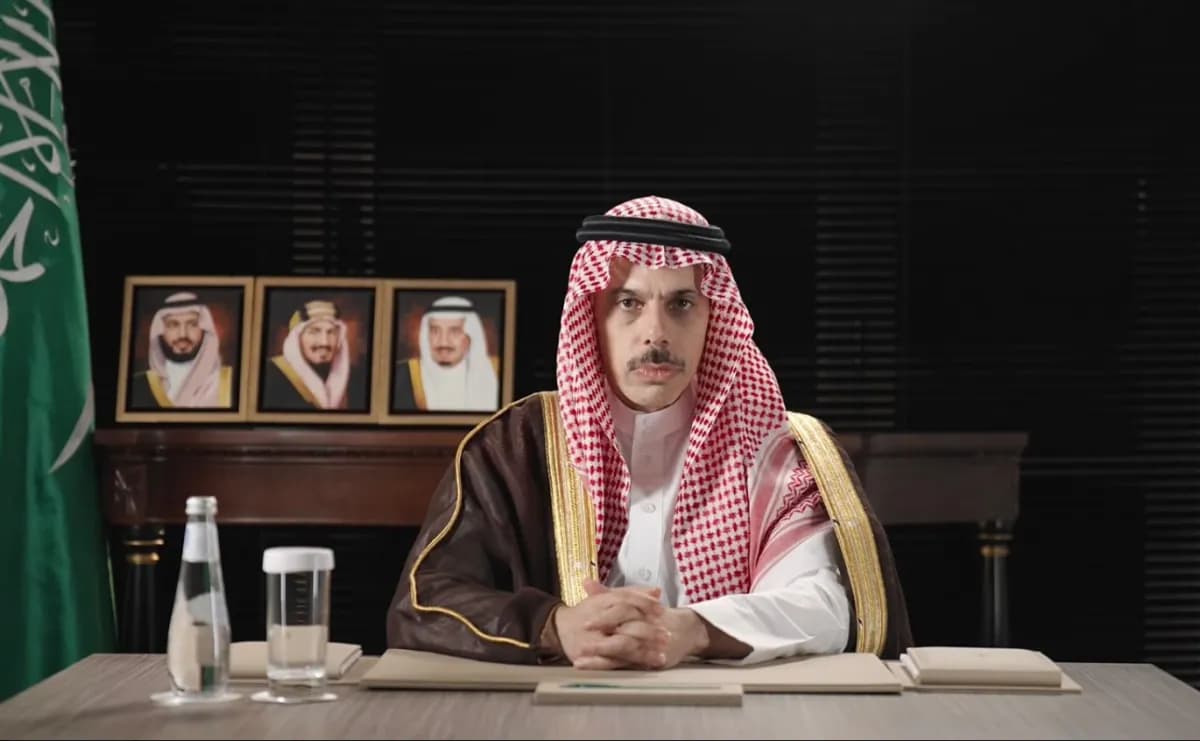 Saudi Foreign Minister Emphasizes Diplomacy for Security