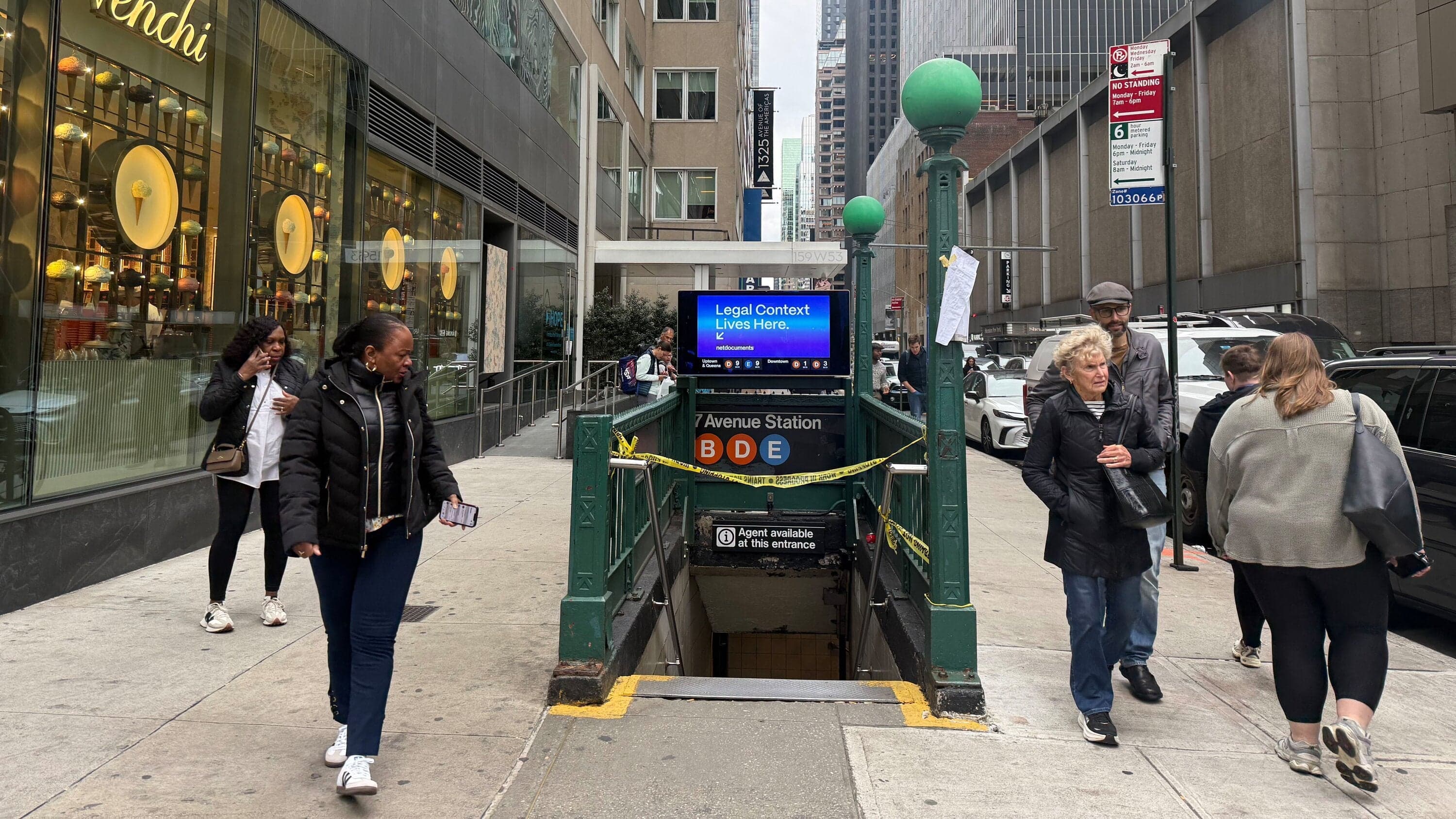Man dies in NYC Midtown subway shooting