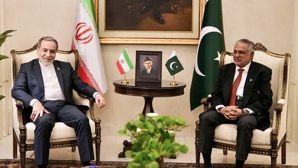 Islamabad Expresses Concern Over Division Within Iranian Leadership